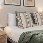 Waou Urban Home